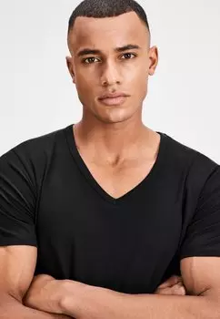 Футболка базовая Jack & Jones, цвет schwarz/schwarz/wei