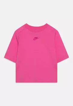 Футболка базовая Nike Sportswear, цвет playful pink/active fuchsia