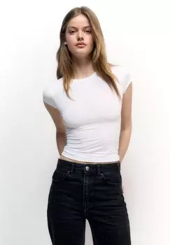Футболка базовая SHORT SLEEVE PULL&BEAR, цвет white