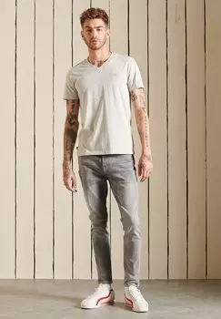 Футболка базовая VINTAGE LOGO V-NECK Superdry, цвет glacier grey marl