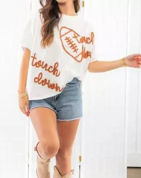Футболка большого размера с вышивкой Touch Down белого цвета Peach Love