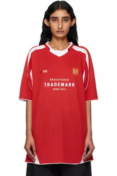 Футболка бренда Trademark Vetements, красный