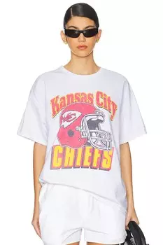 Футболка chiefs с изображением хельмута Junk Food, белый