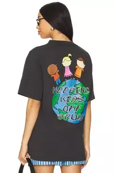 Футболка D.A.R.E. globe boxy от Philcos, black pigment