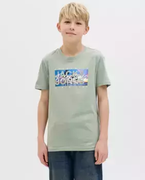 Футболка для мальчиков с контрастным логотипом спереди Jack & Jones, зеленый