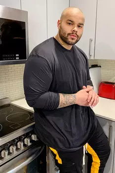 Футболка Fashion Nova NMKT30218, черный