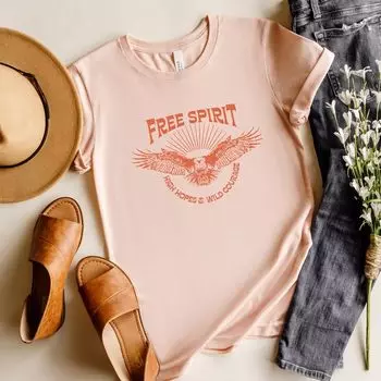 Футболка Free Spirit с короткими рукавами и рисунком орла Simply Sage Market