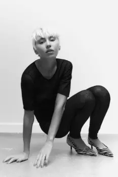 Футболка из 100% шерсти ZARA, черный