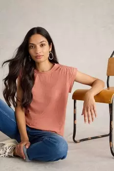 Футболка Клаудии White Stuff, красный