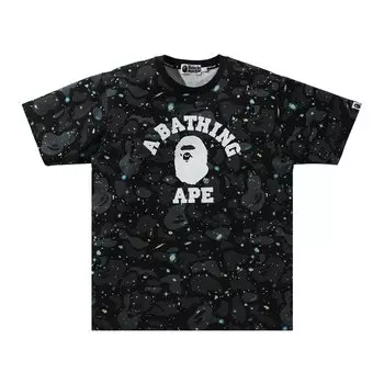 Футболка колледжа с космическим камуфляжем BAPE, черная