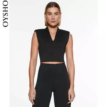 Футболка короткая спортивная Oysho с V-образным вырезом, черный