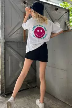 Футболка Madmext, белый