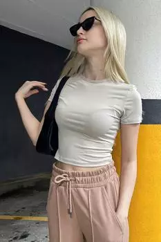 Футболка Madmext, кремовый