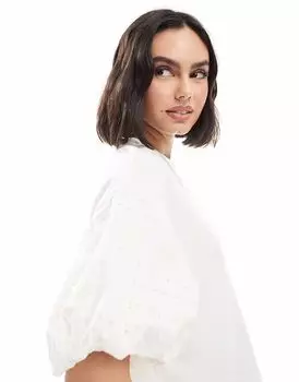 Футболка Miss Selfridge с рукавами-фонариками и вышивкой бродери белого цвета