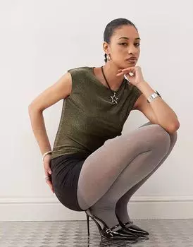 Футболка Motel nova металлик в золотом цвете