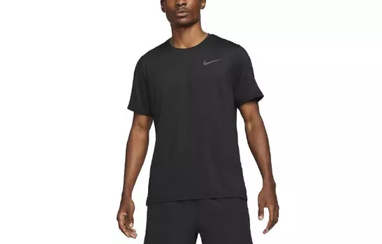 Футболка мужская черная Nike, черный