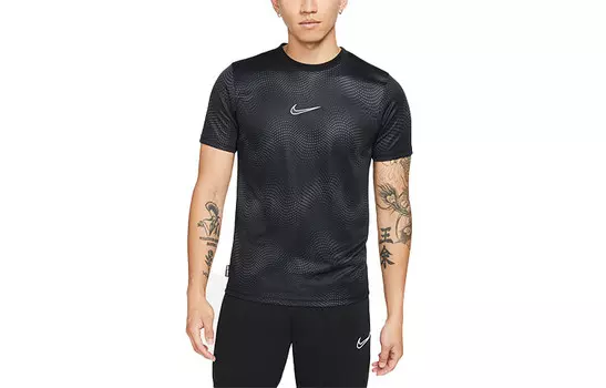 Футболка мужская черная Nike, черный
