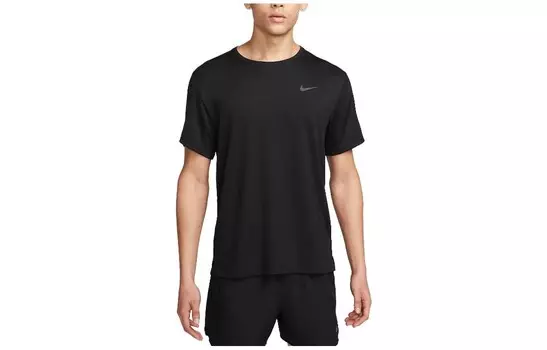 Футболка мужская черная Nike, черный
