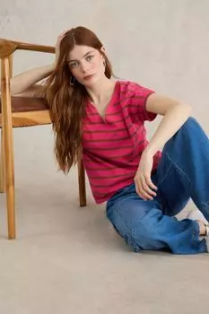 Футболка Nelly с вырезом и воротником White Stuff, розовый