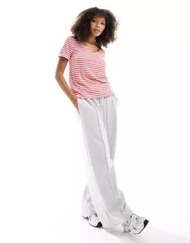 Футболка Object с v-образным вырезом в розово-белую полоску