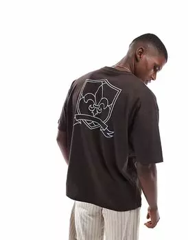 Футболка оверсайз ASOS DESIGN с университетской вышивкой темно-коричневого цвета