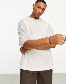 Футболка оверсайз бежевого цвета ASOS DESIGN