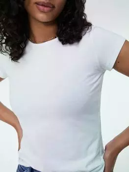 Футболка приталенного кроя Essentials из органического хлопка Baukjen, чисто белый