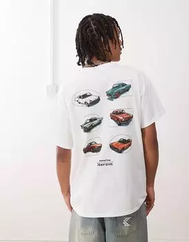 Футболка Reclaimed Vintage oversize с принтом автомобиля на спине белого цвета