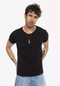 Футболка RedBridge "Charleston", базовая комплектация, с тонкой металлической нашивкой-логотипом, черный