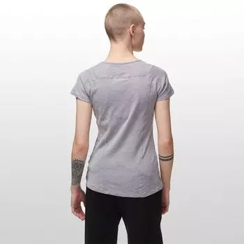 Футболка «Ритм» женская Black Diamond, цвет Pewter