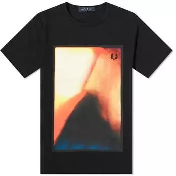 Футболка с абстрактным логотипом m9677 102 Fred Perry, черный