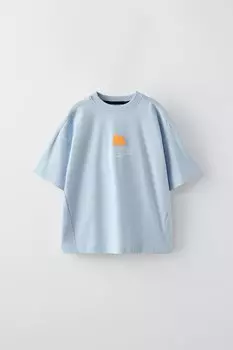 Футболка с аппликациями-бирками ZARA, светло-голубой