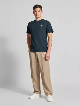 Футболка с этикеткой Fort