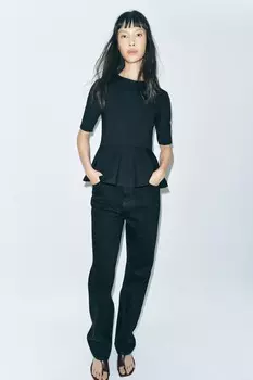 Футболка с баской ZARA, черный