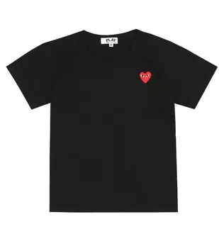 Футболка с черным сердцем Comme Des Garcon, черный