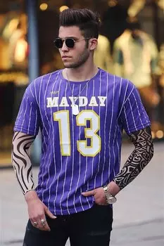 Футболка с детальным принтом в фиолетовую полоску 3008 MADMEXT