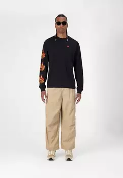 Футболка с длинным рукавом FLAG FLAME TEE New Era, черный