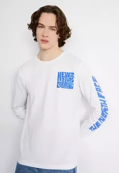 Футболка с длинным рукавом Mountain Play Tee The North Face, белый