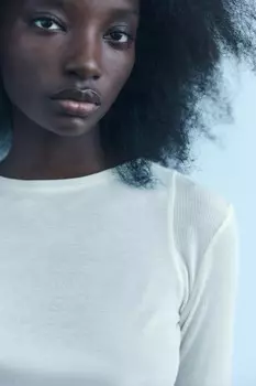 Футболка с длинным рукавом ZARA, экрю