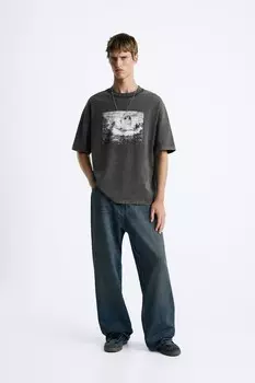 Футболка с фотопечатью ZARA, темный антрацит