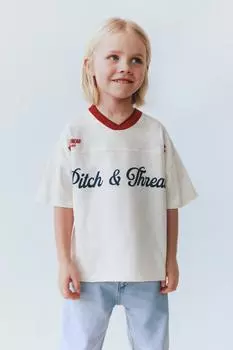 Футболка с футбольным принтом ZARA, экрю