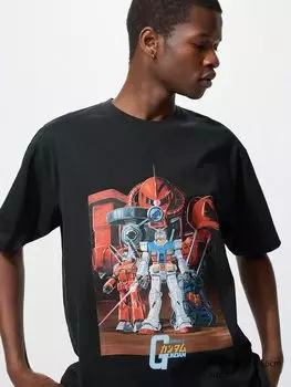 Футболка с графическим принтом Gundam ut Uniqlo, черный