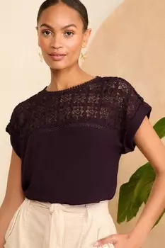 Футболка с кокеткой, связанная крючком Love & Roses, красный