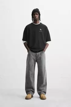 Футболка с контрастным принтом ZARA, черный