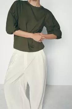 Футболка с контрастными рукавами ZARA, темный хаки