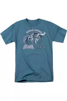 Футболка с коротким рукавом для взрослых DC Comics Batman Here Come Batman And Robin Gildan, цвет slate