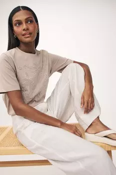 Футболка с короткими рукавами и аппликацией в виде пальмы из бисера Next, бежевый