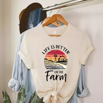 Футболка с короткими рукавами и рисунком Life Is Better On The Farm Sunset Simply Sage Market