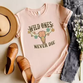 Футболка с короткими рукавами и рисунком Wild Ones Never Die Simply Sage Market