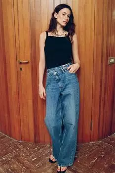 Футболка с квадратным вырезом ZARA, черный